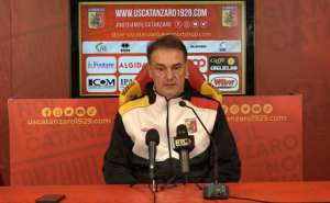 Vivarini nel pre gara di Catanzaro-Avellino