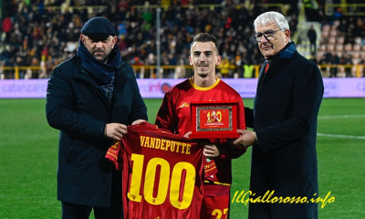 Vandeputte premiato dal Presidente Noto per le 100 gare in giallorosso