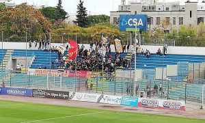 (VIDEO) L'uscita dei giocatori giallorossi che si prendono gli applausi (meritati) sotto la curva al "Degli Ulivi"