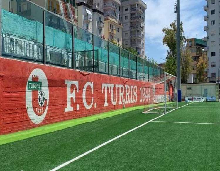 Si gioca contro...la Turris